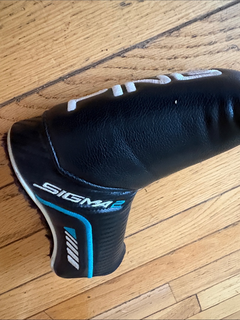 Ping Sigma Beauty Men’s Black and Teal Golf Putter Headcover